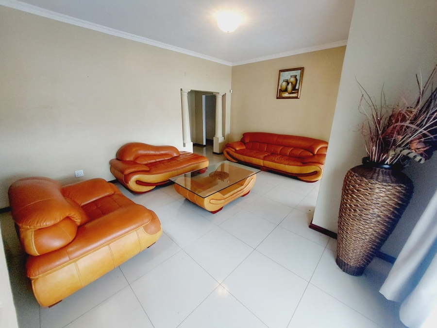 6 Bedroom Property for Sale in Vasco Estate Western Cape